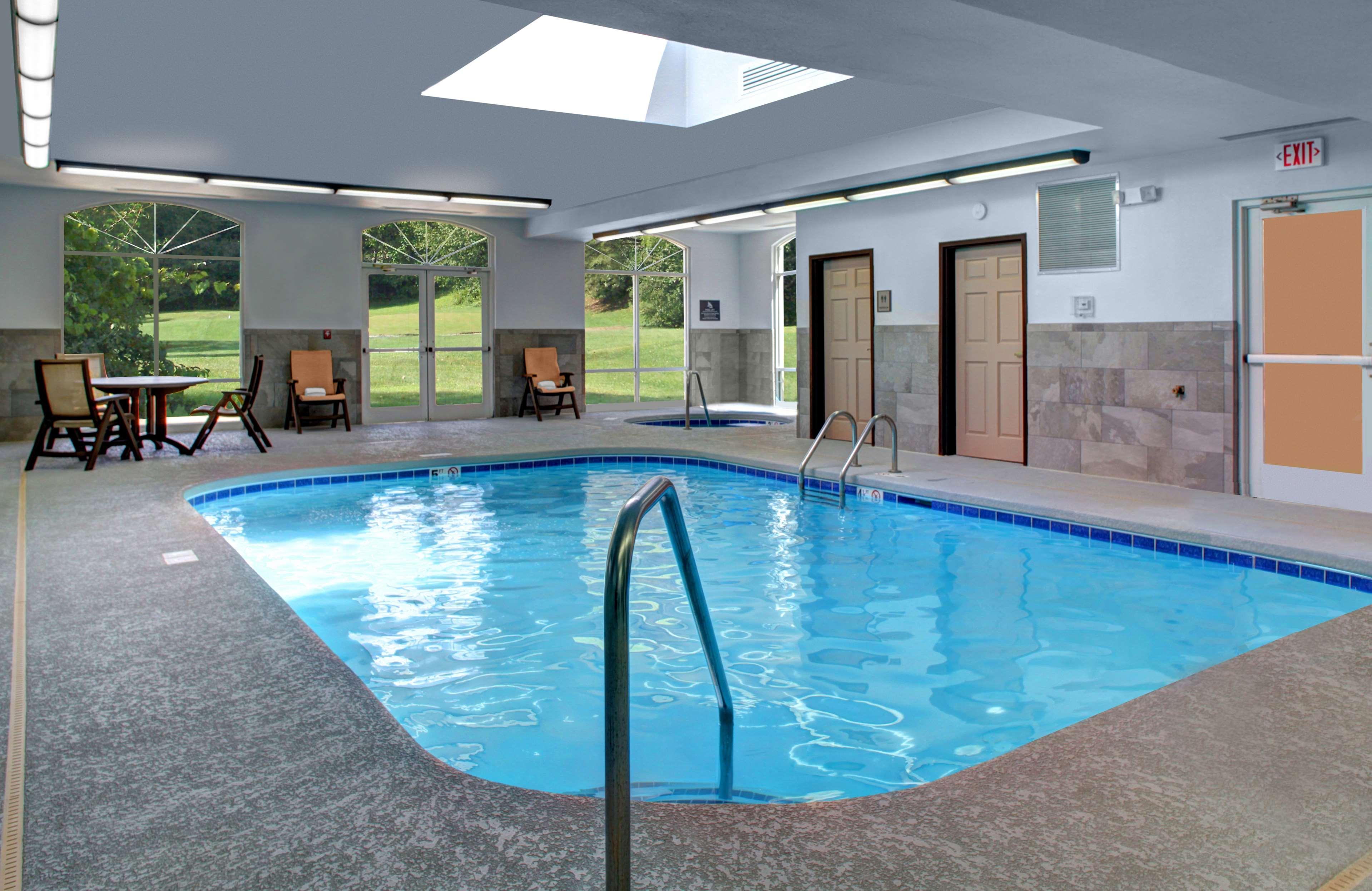Country Inn & Suites By Radisson Asheville Downtown Tunnel Road Esterno foto