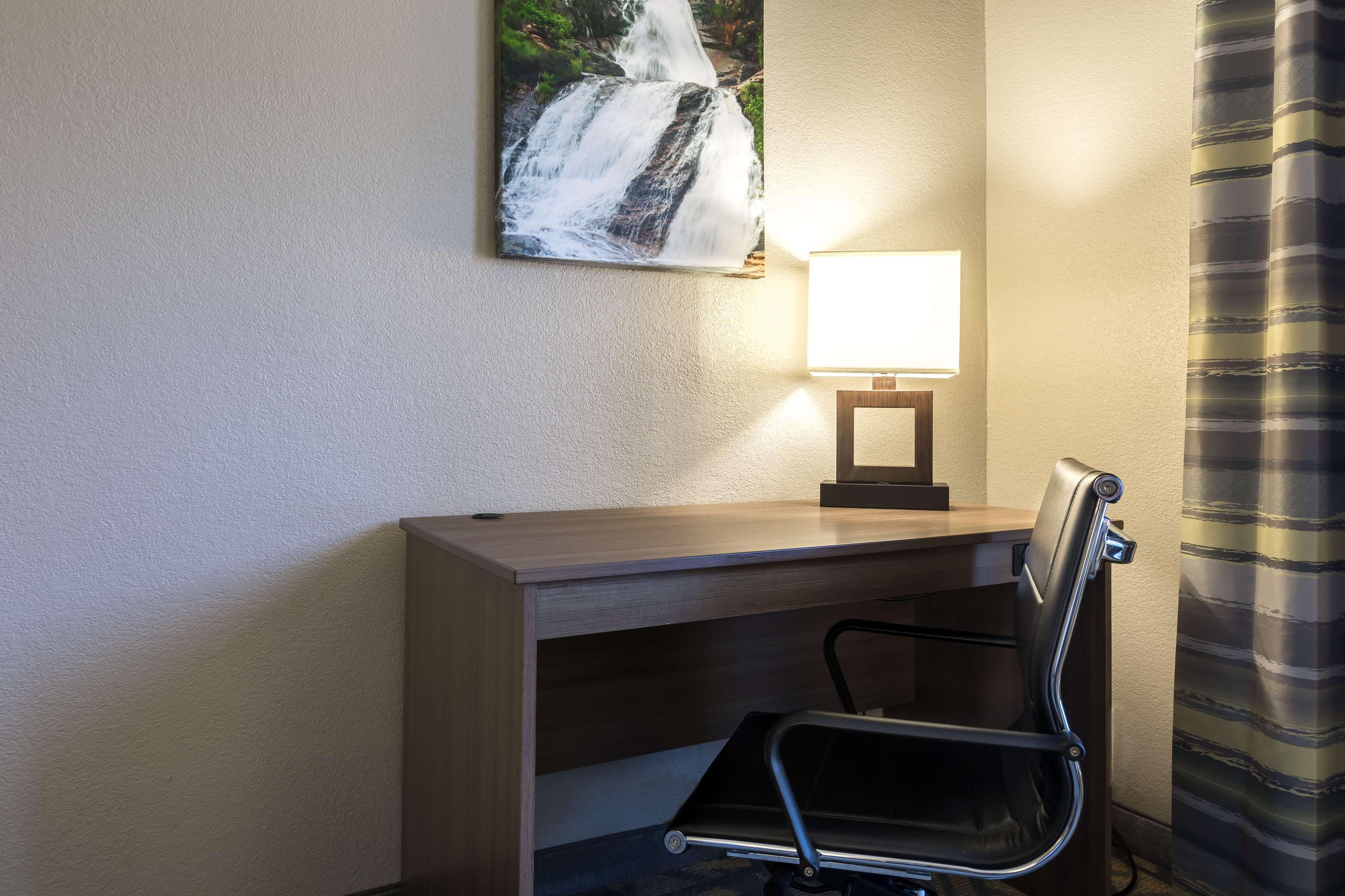 Country Inn & Suites By Radisson Asheville Downtown Tunnel Road Esterno foto