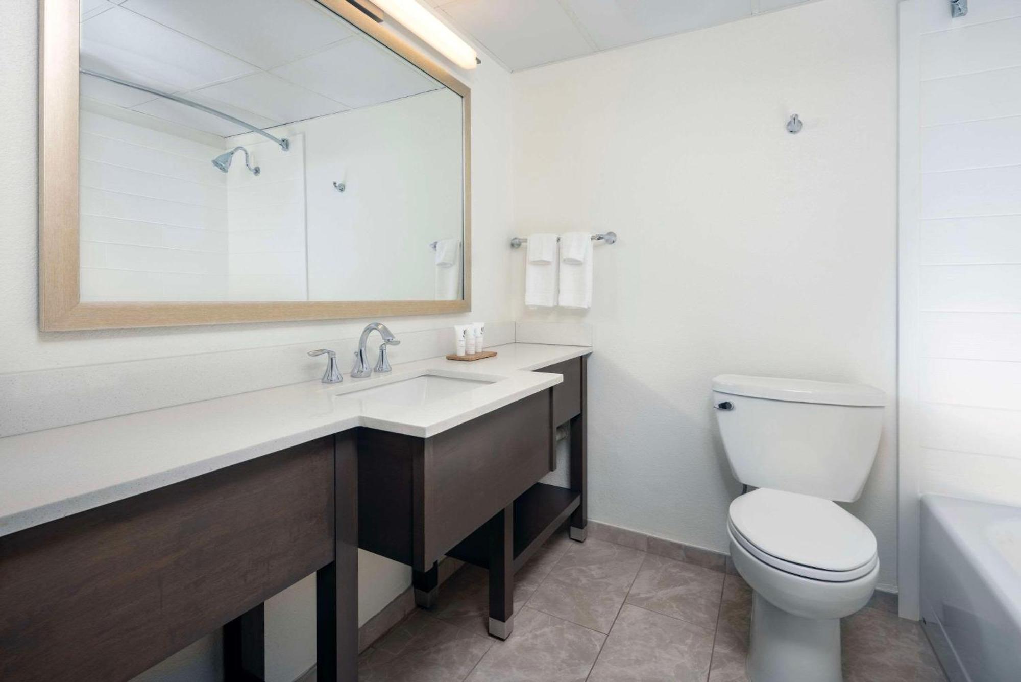 Country Inn & Suites By Radisson Asheville Downtown Tunnel Road Esterno foto