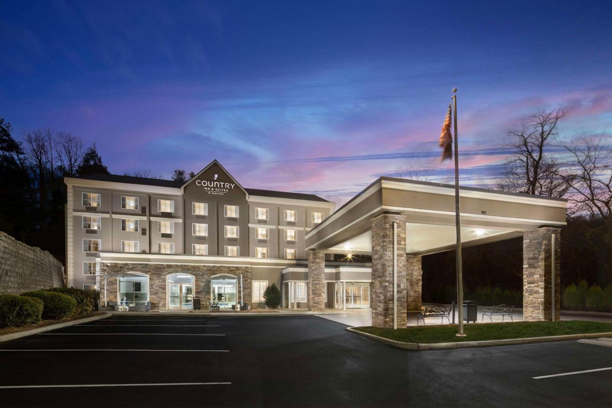 Country Inn & Suites By Radisson Asheville Downtown Tunnel Road Esterno foto