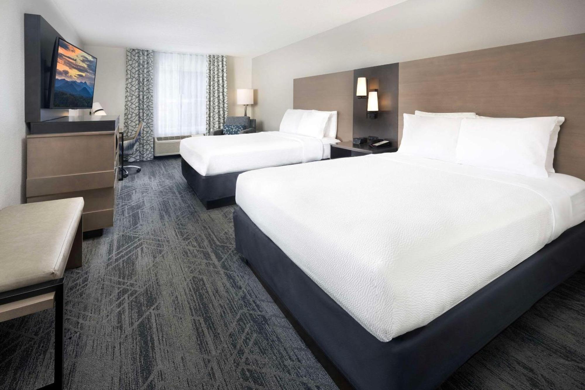 Country Inn & Suites By Radisson Asheville Downtown Tunnel Road Esterno foto