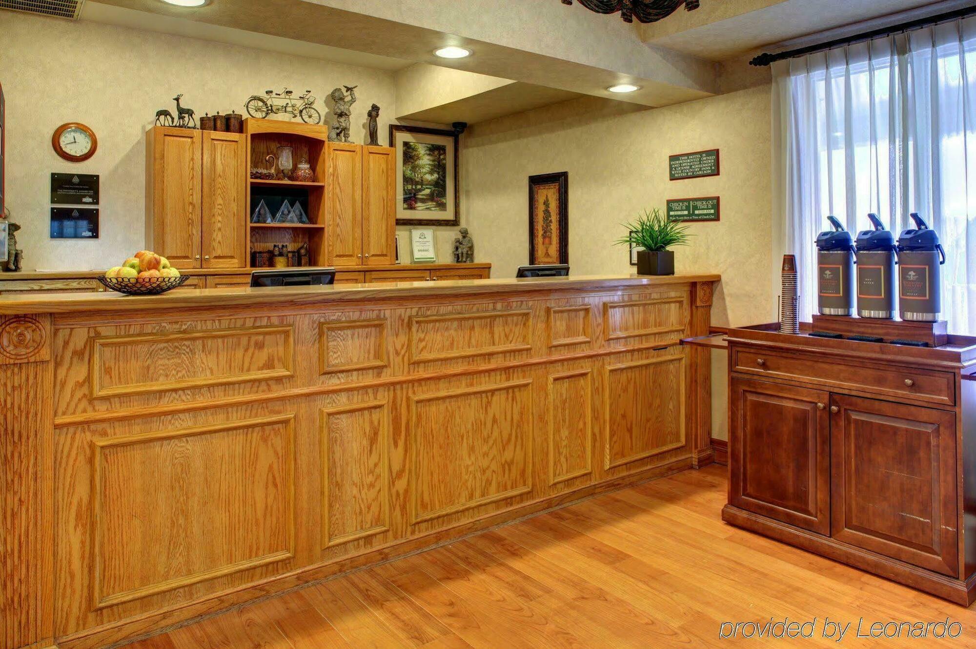Country Inn & Suites By Radisson Asheville Downtown Tunnel Road Esterno foto
